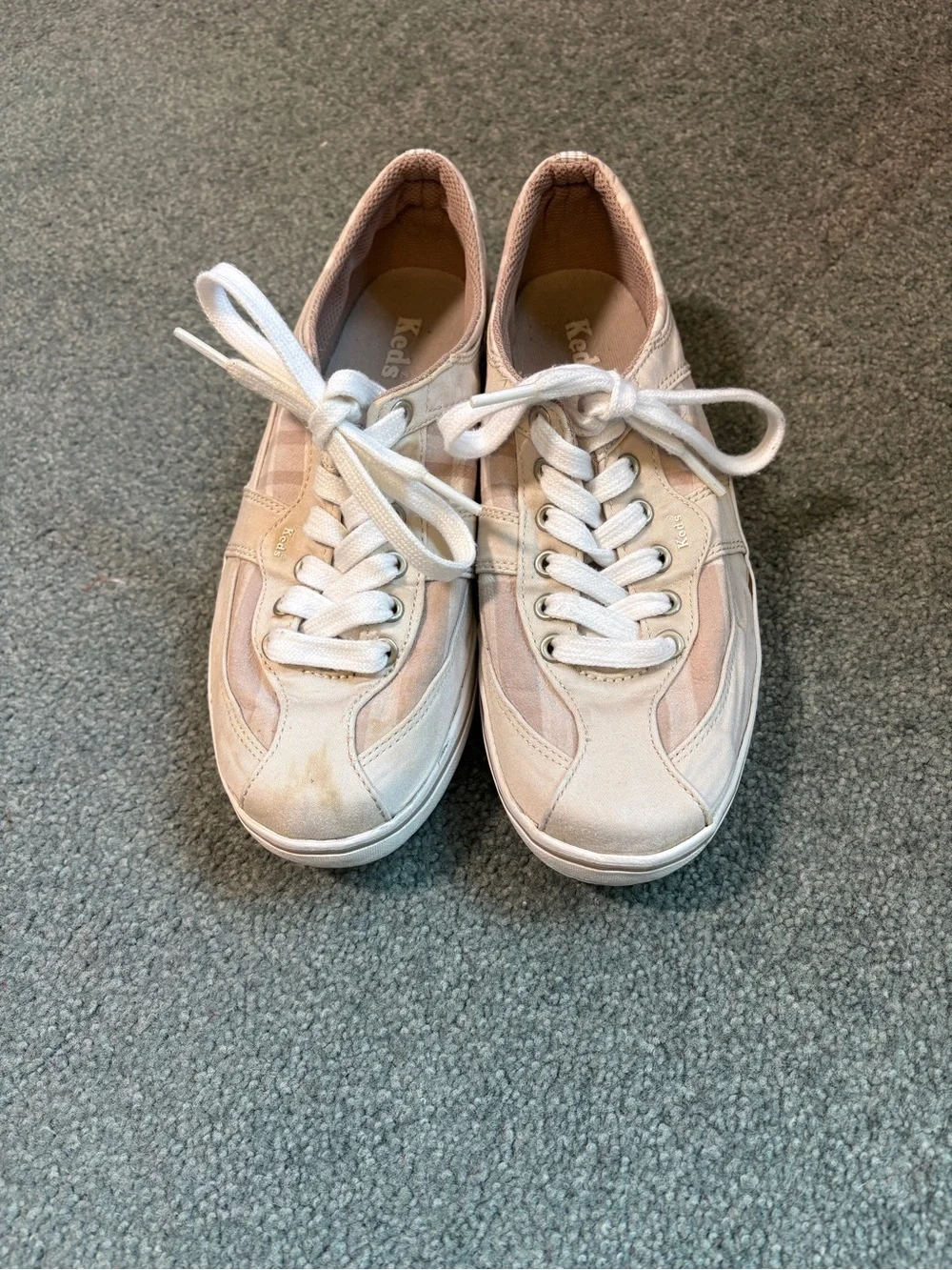 Keds Women's Low-Top Sneakers in Blush Pink and White